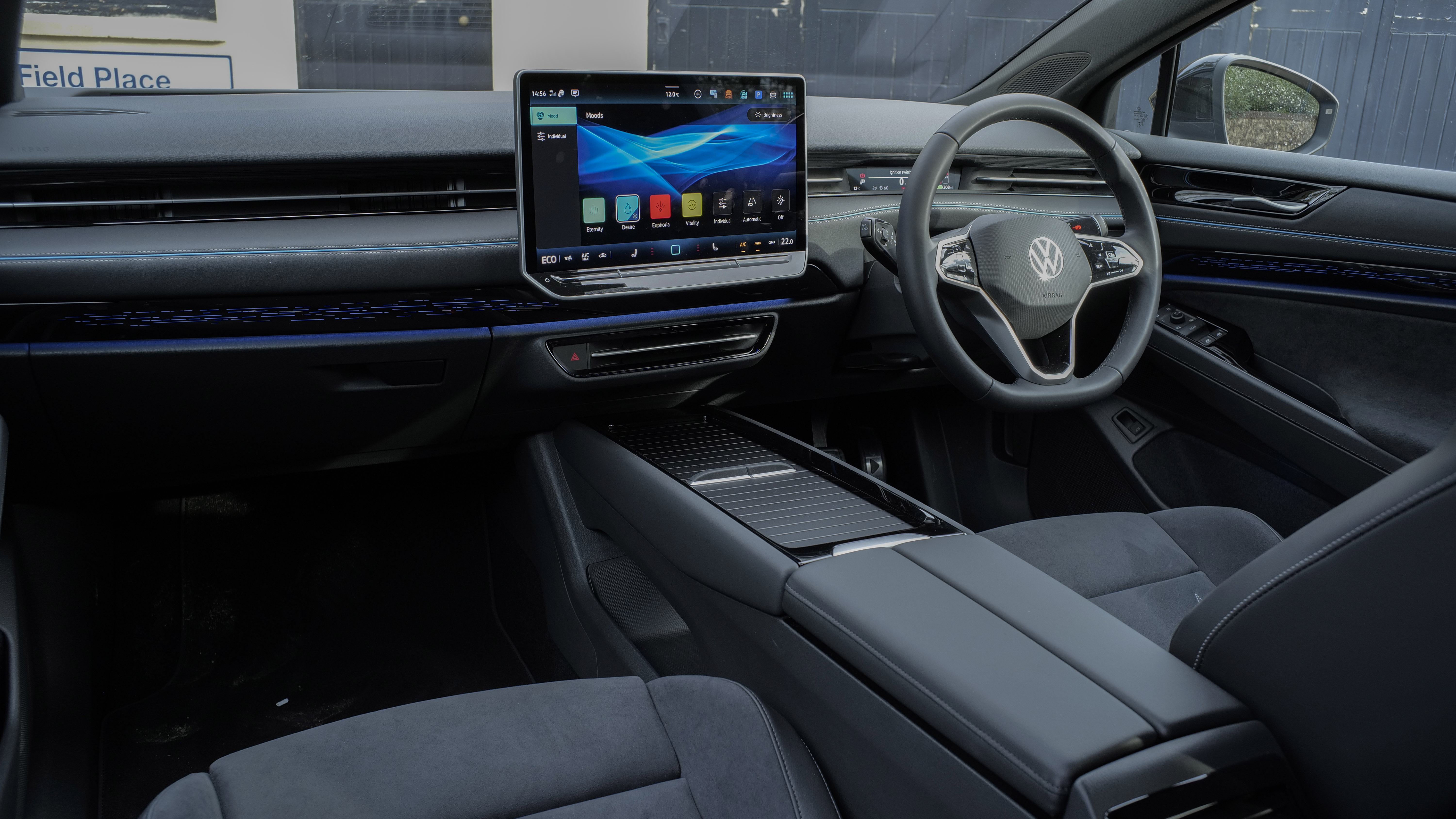 VOLKSWAGEN ID.7 HATCHBACK 210kW Match Pro Plus 77kWh 5dr Auto [Int+Ext+ Pan]